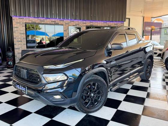FIAT TORO 2.0 16V TURBO DIESEL ULTRA 4WD AT9 FIAT TORO 2.0 16V TURBO DIESEL ULTRA 4WD AT9